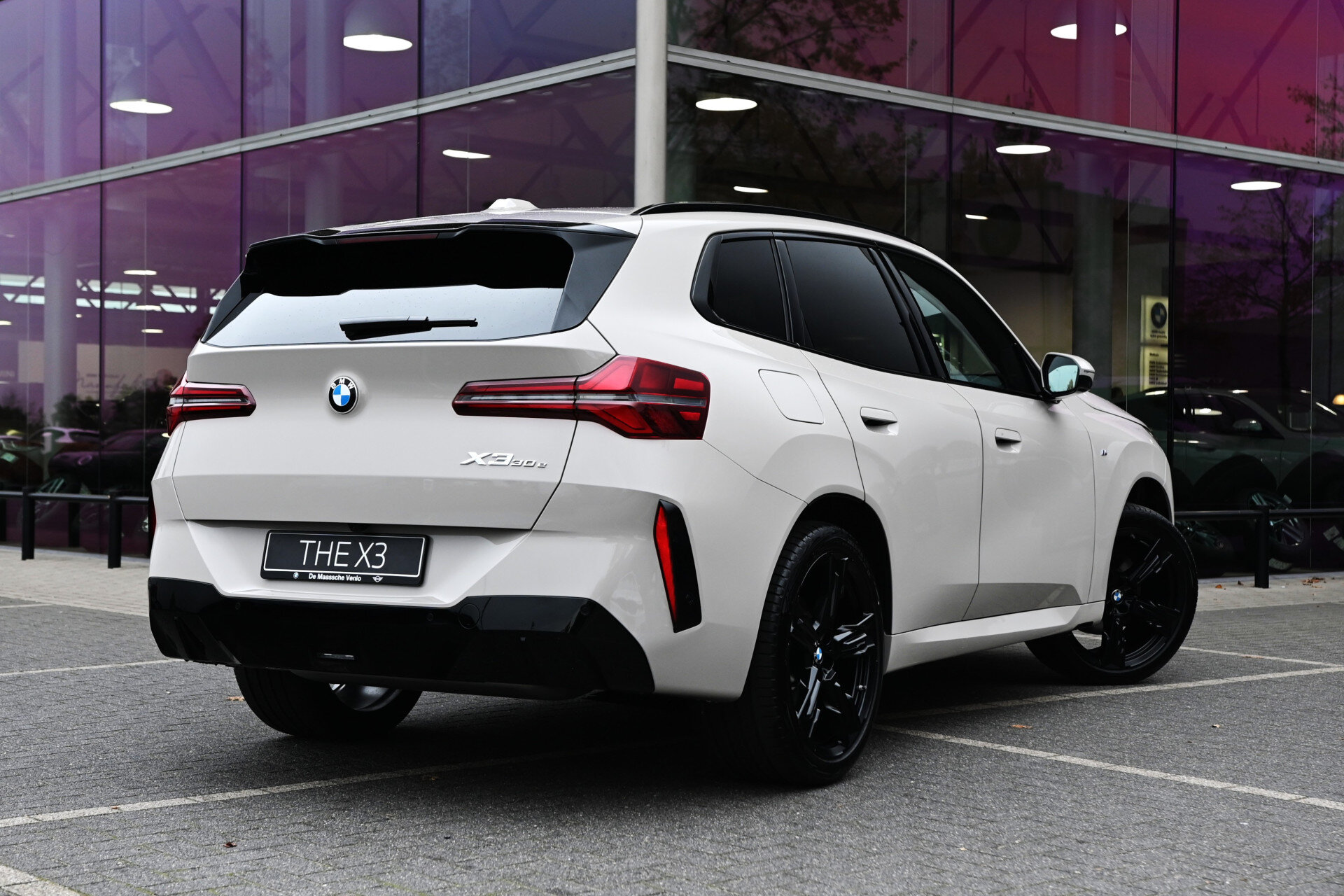 BMW X3 30e xDrive M Sport Automaat - Afbeelding 2