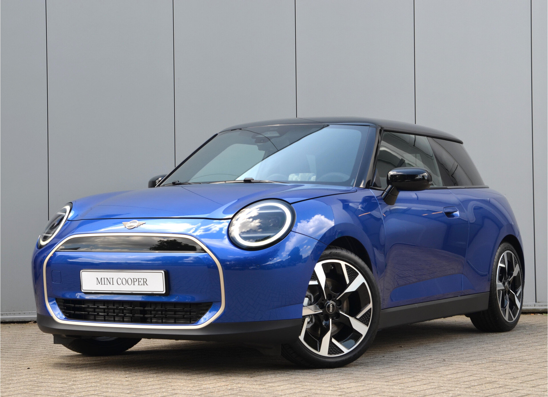 MINI Hatchback Cooper E