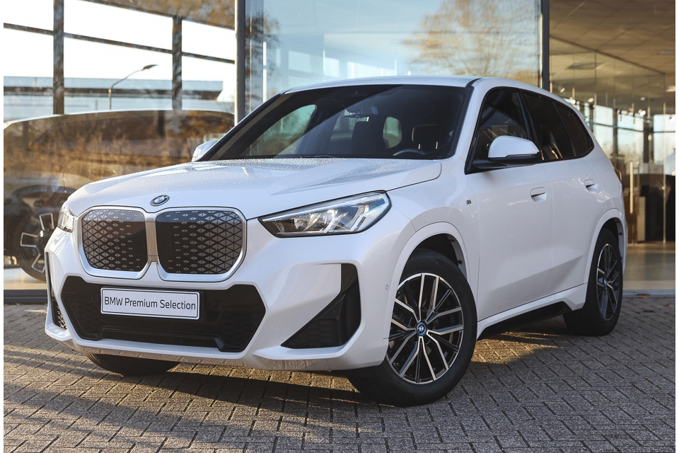 BMW iX1 xDrive30 M Sport - Afbeelding 1