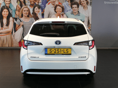Toyota Corolla Touring Sports 1.8 Hybrid Dynamic - Occasion Lease vanaf €474 p/m - - Afbeelding 4