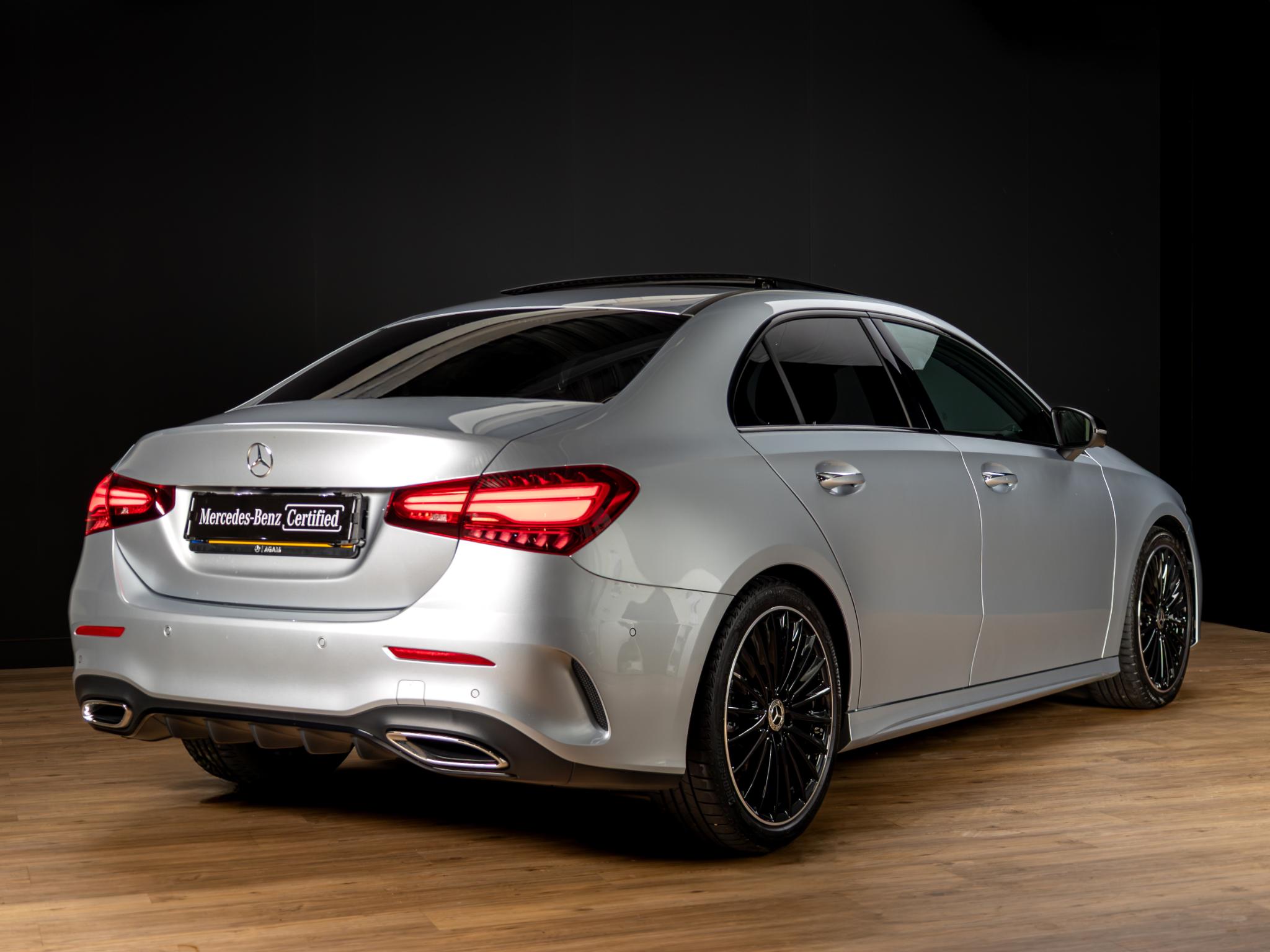 Mercedes-Benz A-Klasse Limousine 180 Star Edition AMG Line PLUS - Afbeelding 2