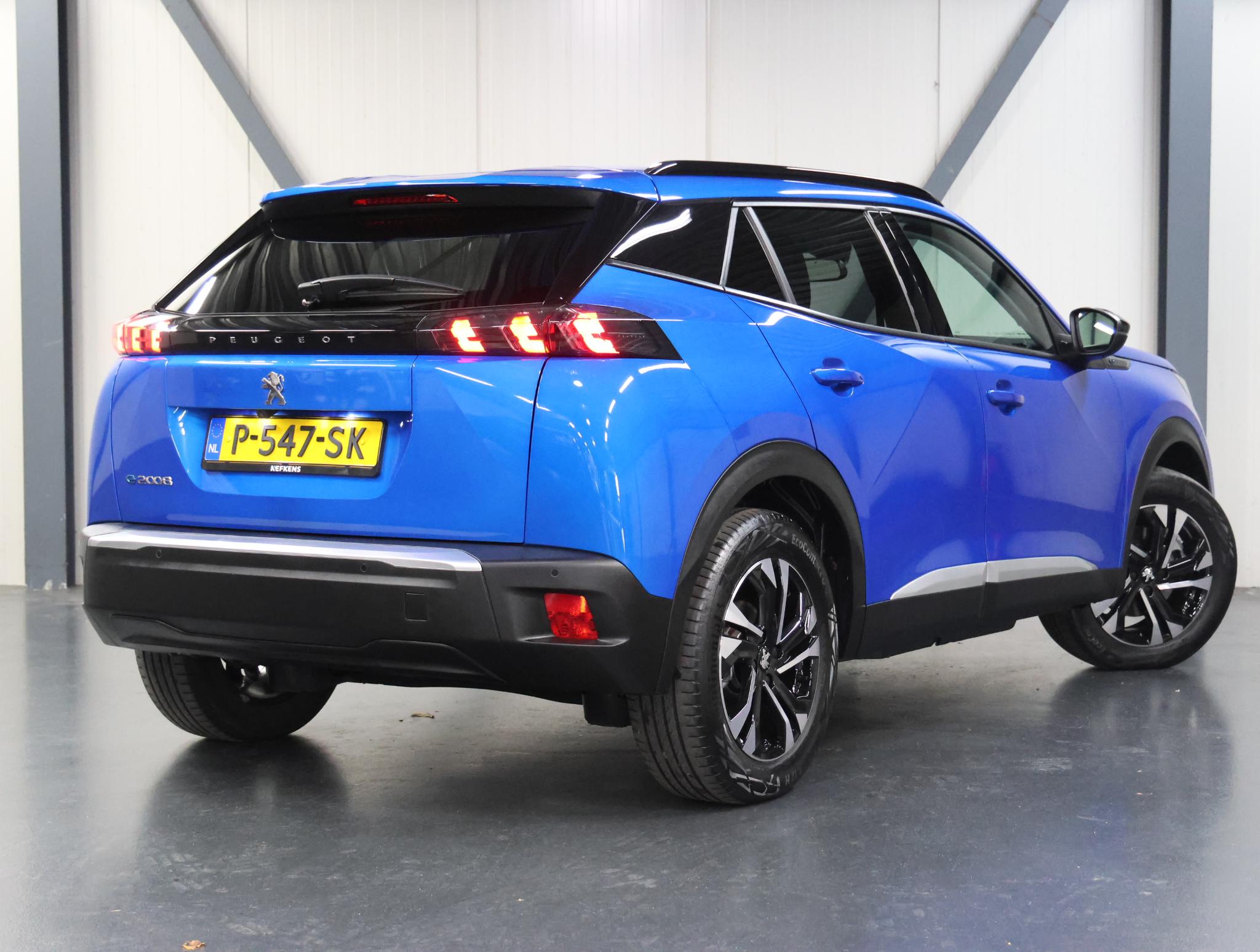 Peugeot e-2008 EV Allure Pack 50 kWh 136PK - Afbeelding 3