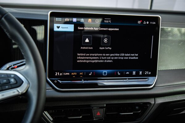 Apple Carplay/Android Auto
