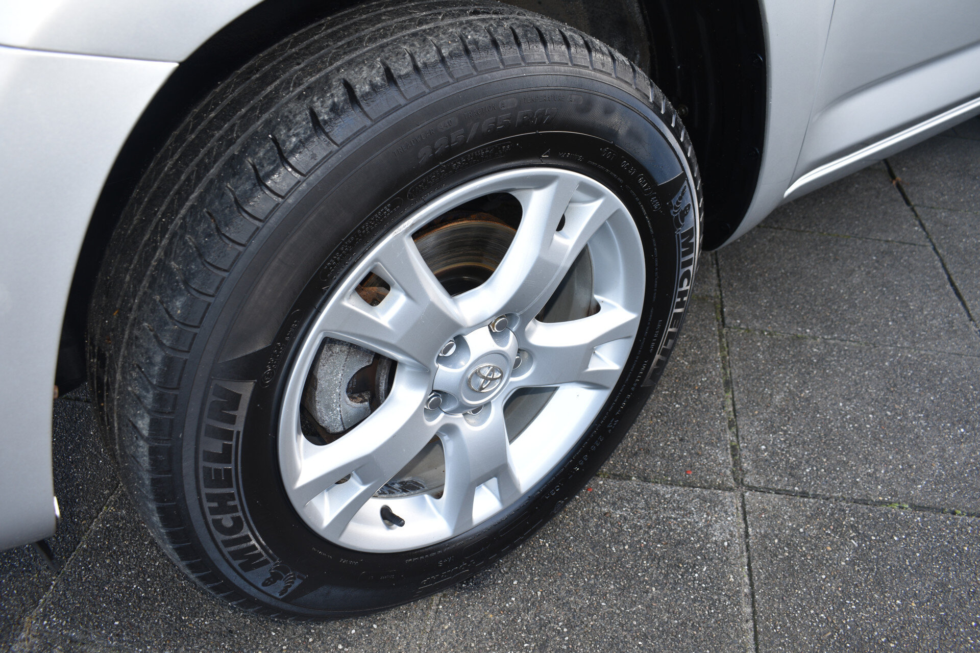 Toyota RAV4 2.0 VVTi Executive Business Automaat 158Pk - Afbeelding 3