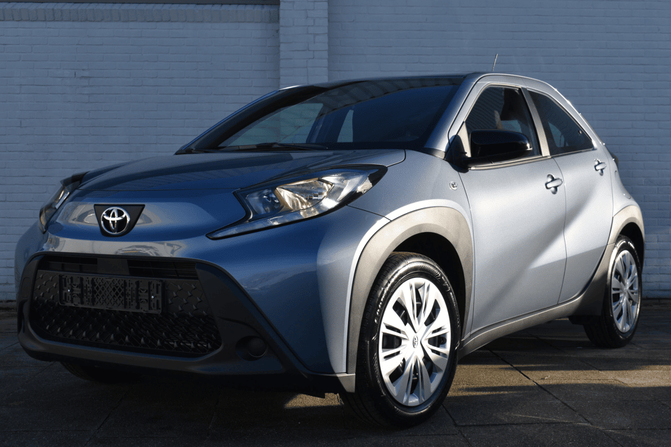 Toyota Aygo X 1.0 VVT-i MT Play Handgeschakeld 72pk - Afbeelding 1