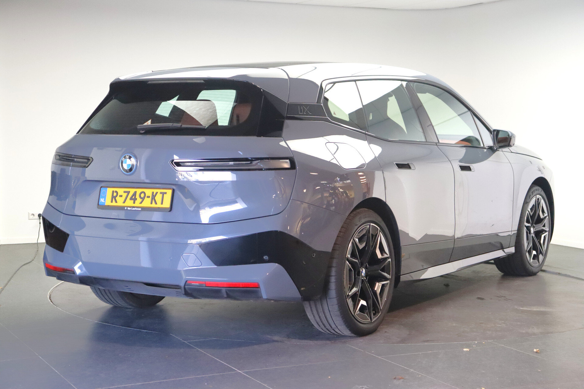 BMW iX xDrive50 Sport - Afbeelding 3