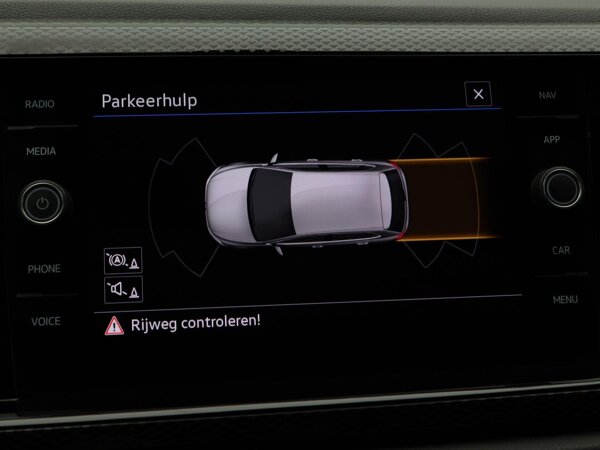parkeersensor voor en achter parkeersensor voor en achter