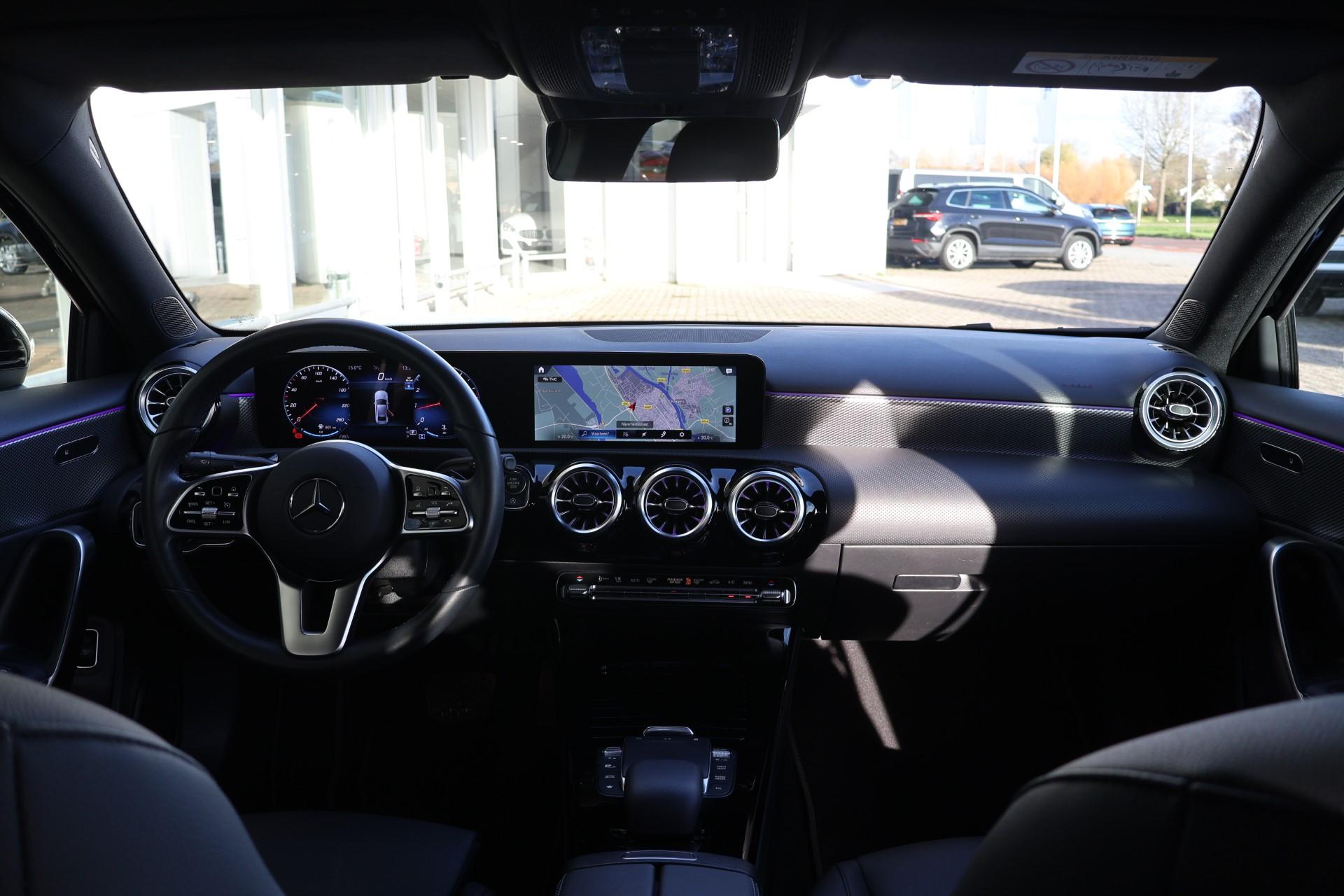 Mercedes-Benz A-klasse 180 136pk AUT Business Solution Luxury - Afbeelding 5