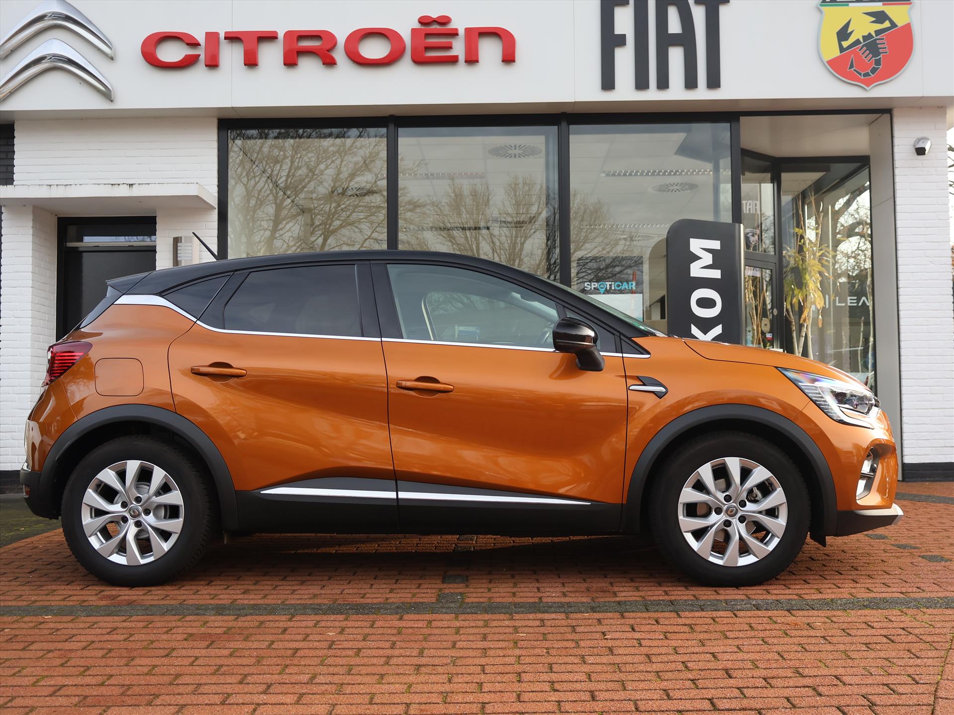 Renault Captur 1.0 TCe 90PK Intens, Rijklaarprijs | Camera | Trekhaak afn. | Mirror screen | Keyless Entry & Start - Afbeelding 3