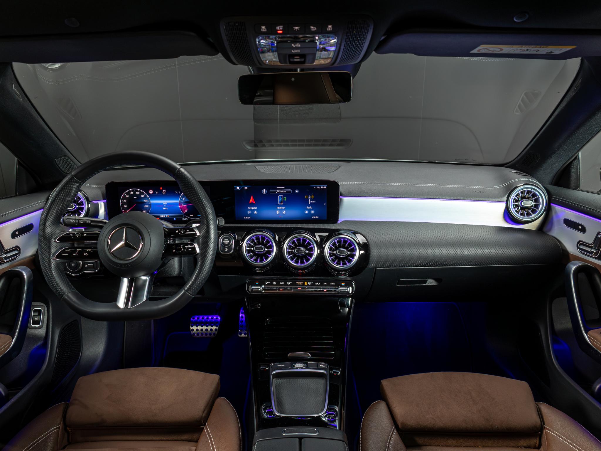 Mercedes-Benz CLA Shooting Brake 200 AMG Line - Afbeelding 3