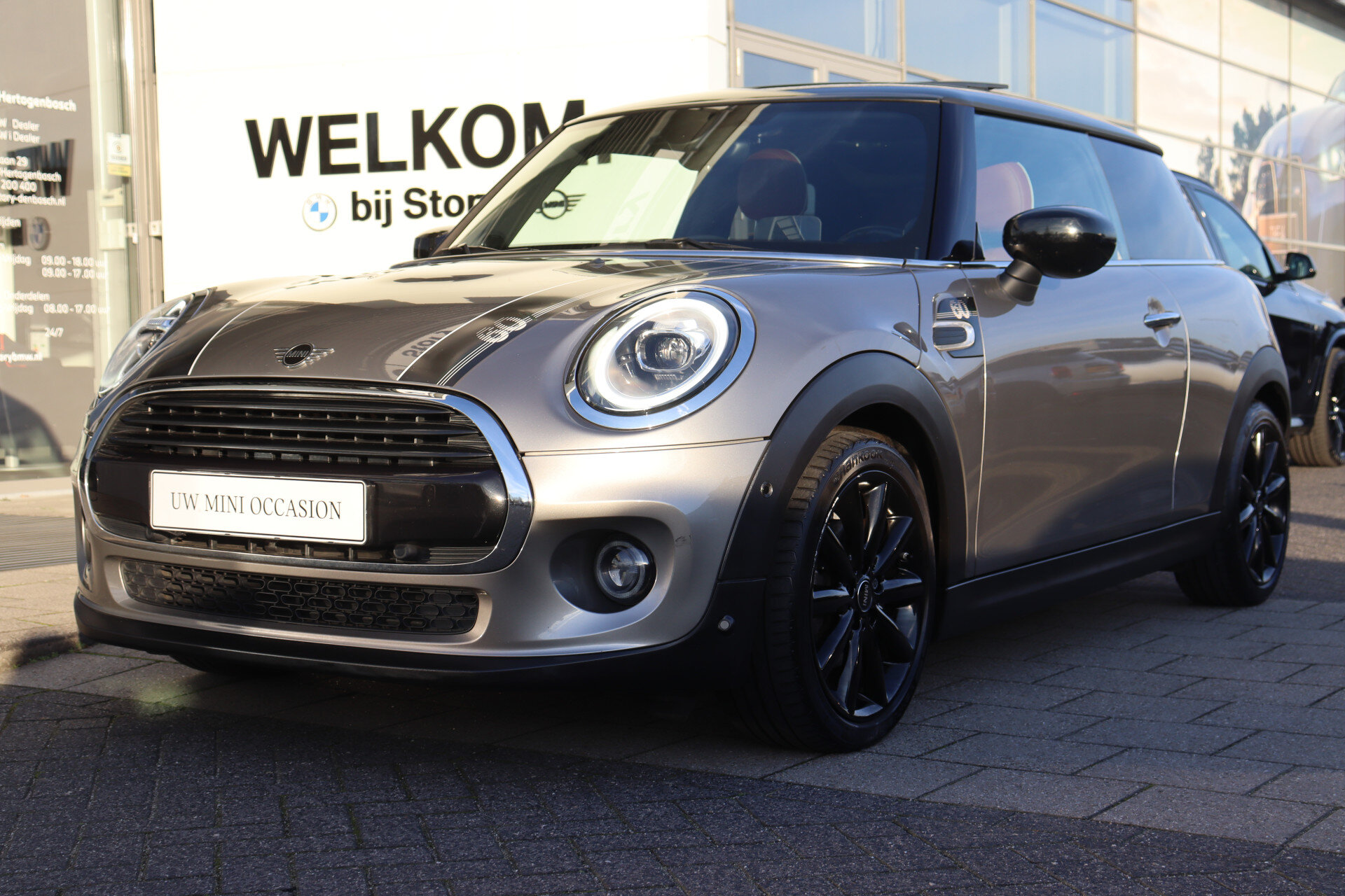 MINI Hatchback Cooper 60 Years Chili Automaat - Afbeelding 3