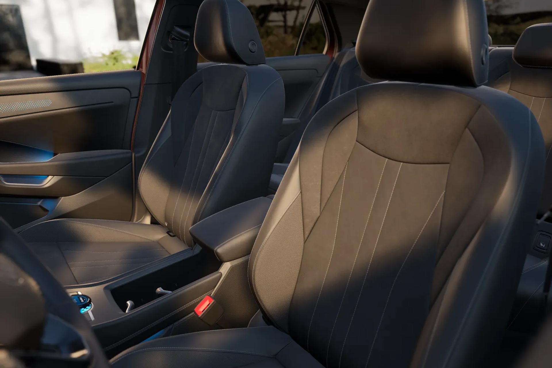 Volkswagen T-Roc 1.5 eTsi 115pk DSG Style First Edition - Afbeelding 4