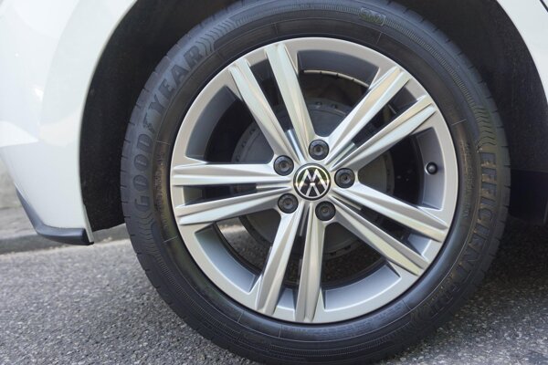 lichtmetalen velgen 16"