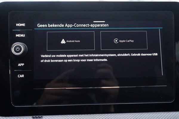 Apple Carplay/Android Auto