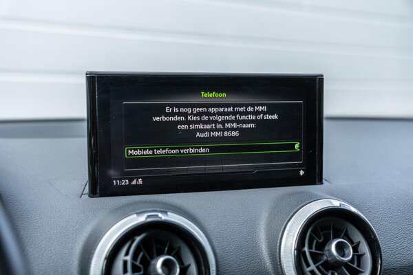 Apple Carplay/Android Auto