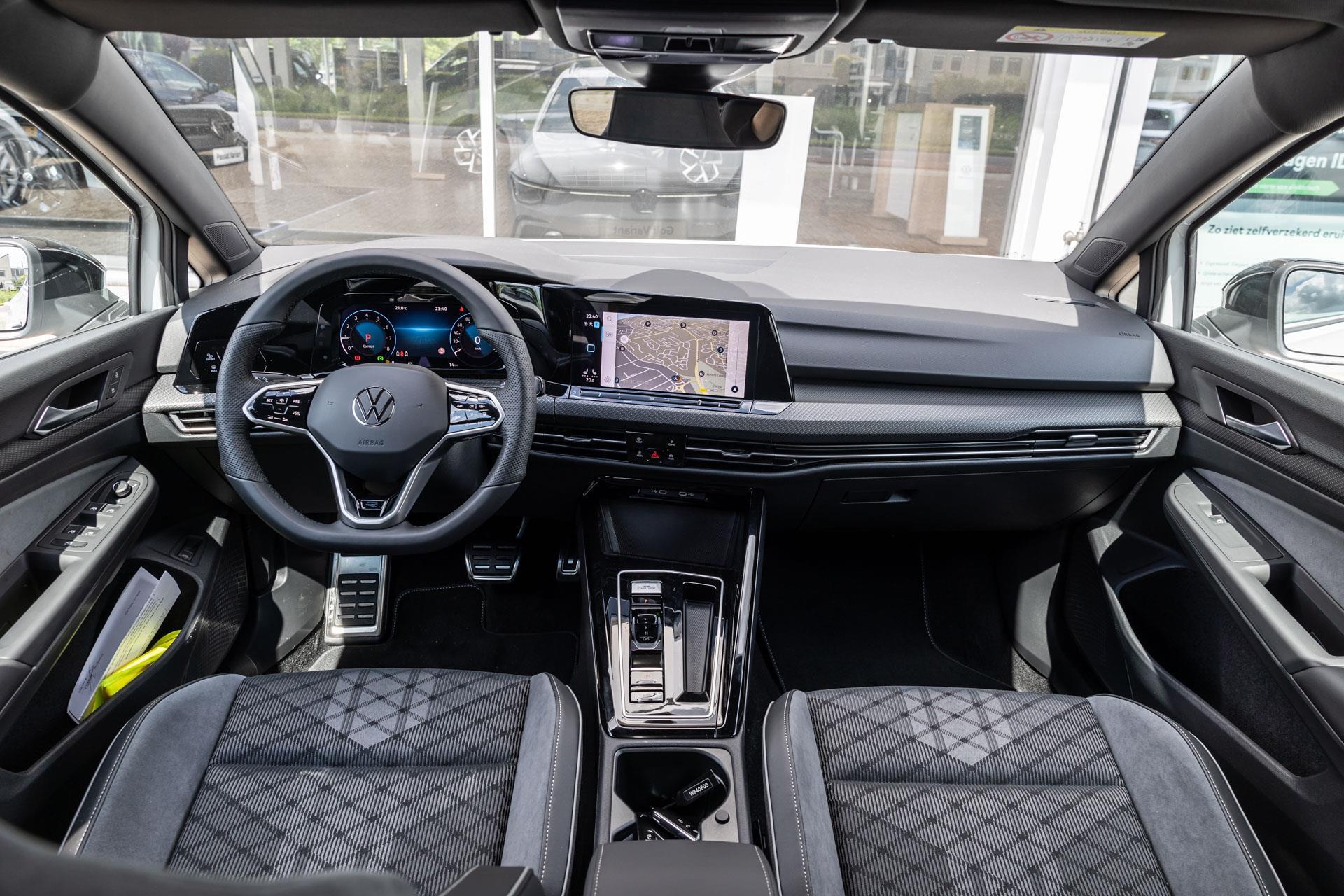 Volkswagen Golf Variant 1.5 eTSI 150pk DSG R-Line Business - Afbeelding 5