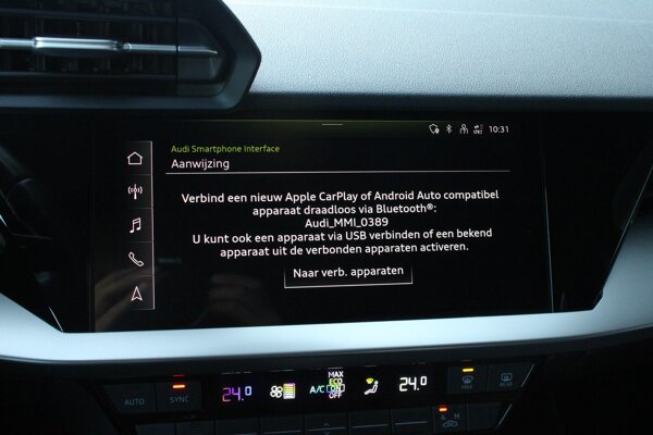 Apple Carplay/Android Auto