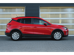SEAT Arona 1.0 EcoTSI 95pk Style Business Connect - Afbeelding 4