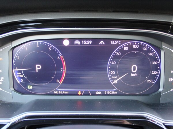 volledig digitaal instrumentenpaneel groot