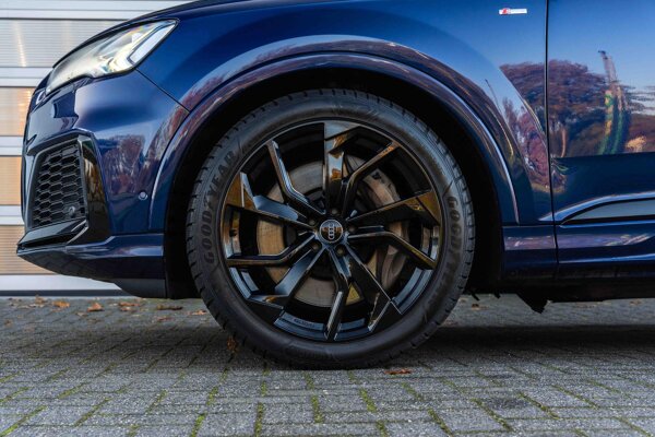 Velgen, gegoten lichtmetaal 9,5J x 21 "10-spaak-rotor"-design Velgen, gegoten lichtmetaal 9,5J x 21 "10-spaak-rotor"-design