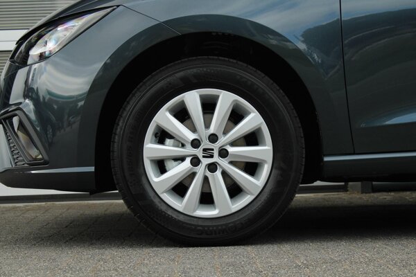 lichtmetalen velgen 15" lichtmetalen velgen 15"