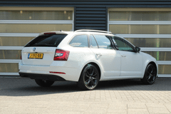 Skoda Octavia Combi 1.5 TSI 150pk DSG Sport Business - Afbeelding 2