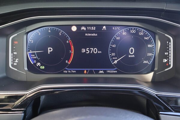 volledig digitaal instrumentenpaneel groot volledig digitaal instrumentenpaneel groot