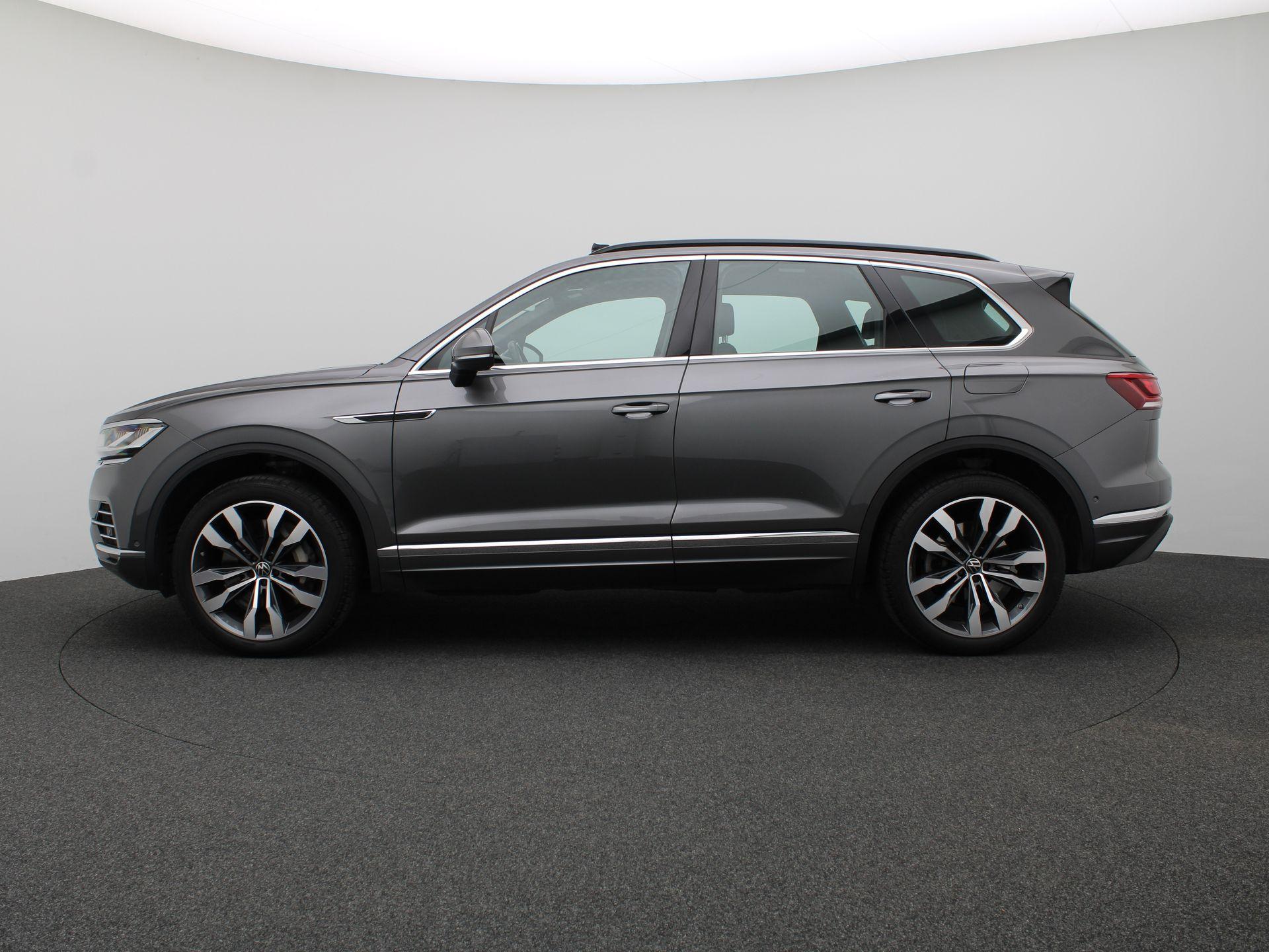 Volkswagen Touareg 3.0 TSi eHybrid 4MOTION Elegance 381PK DSG - Afbeelding 3