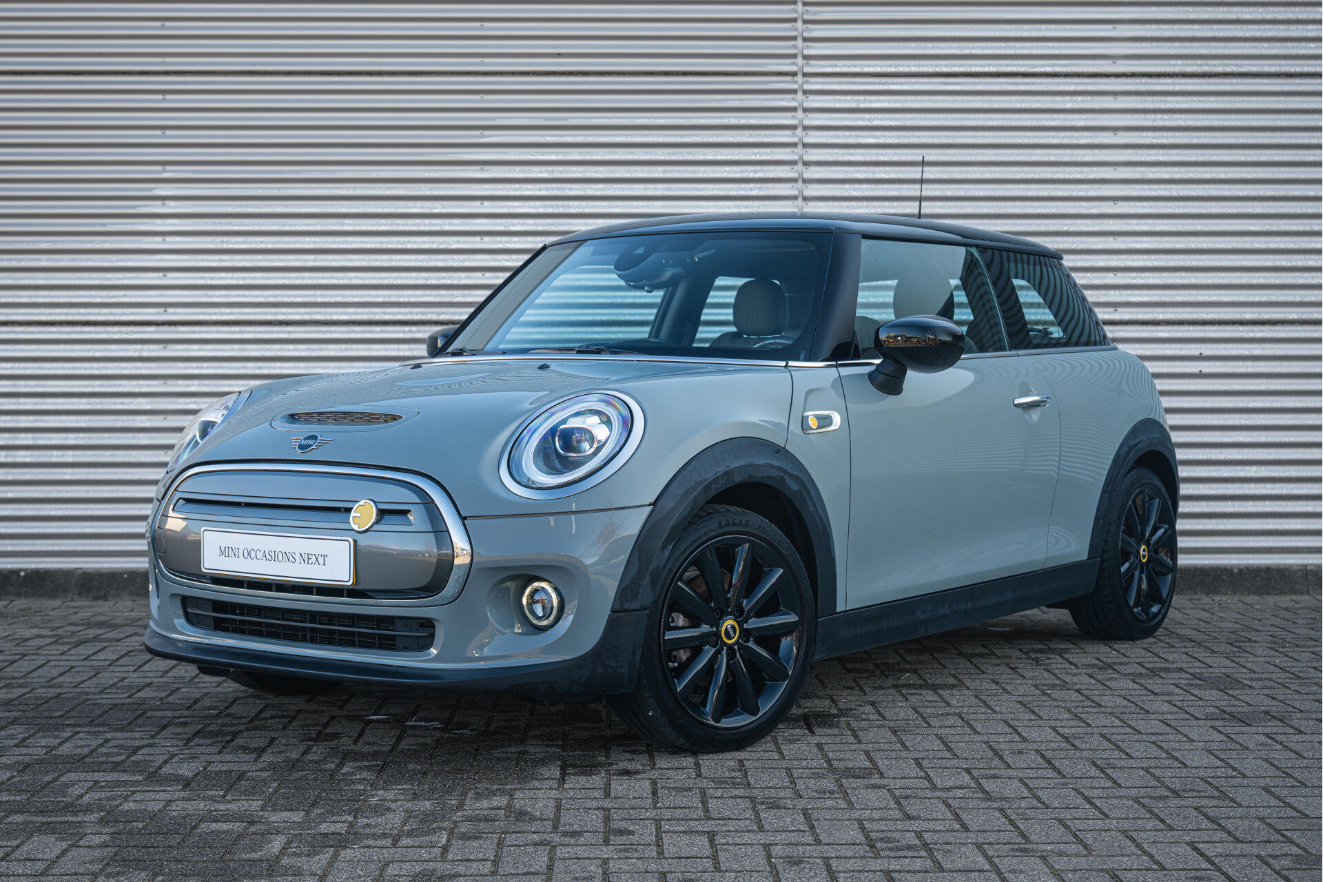 MINI Electric Essential