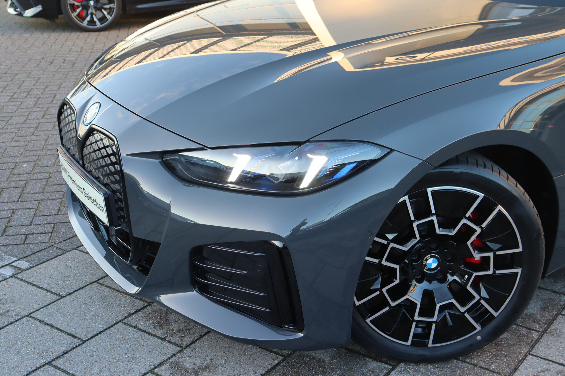 BMW i4 eDrive35 Gran Coupé M Sport - Afbeelding 2