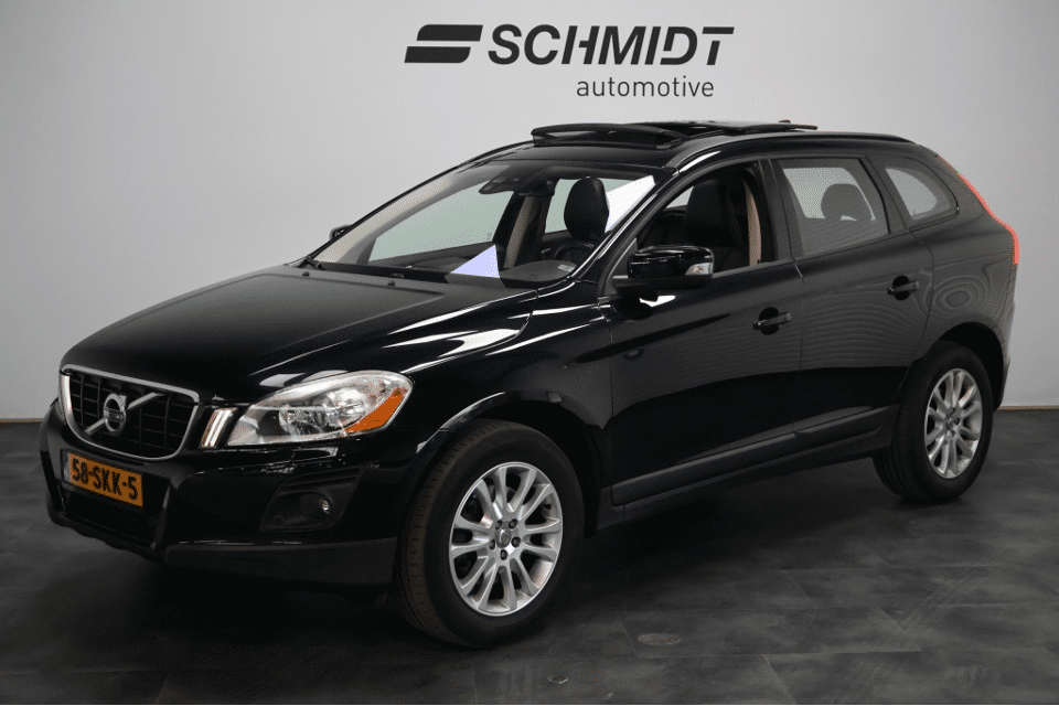 Volvo XC60 3.0 T6 AWD Summum | Panorama | Camera | Leder | Youngtimer - Afbeelding 1