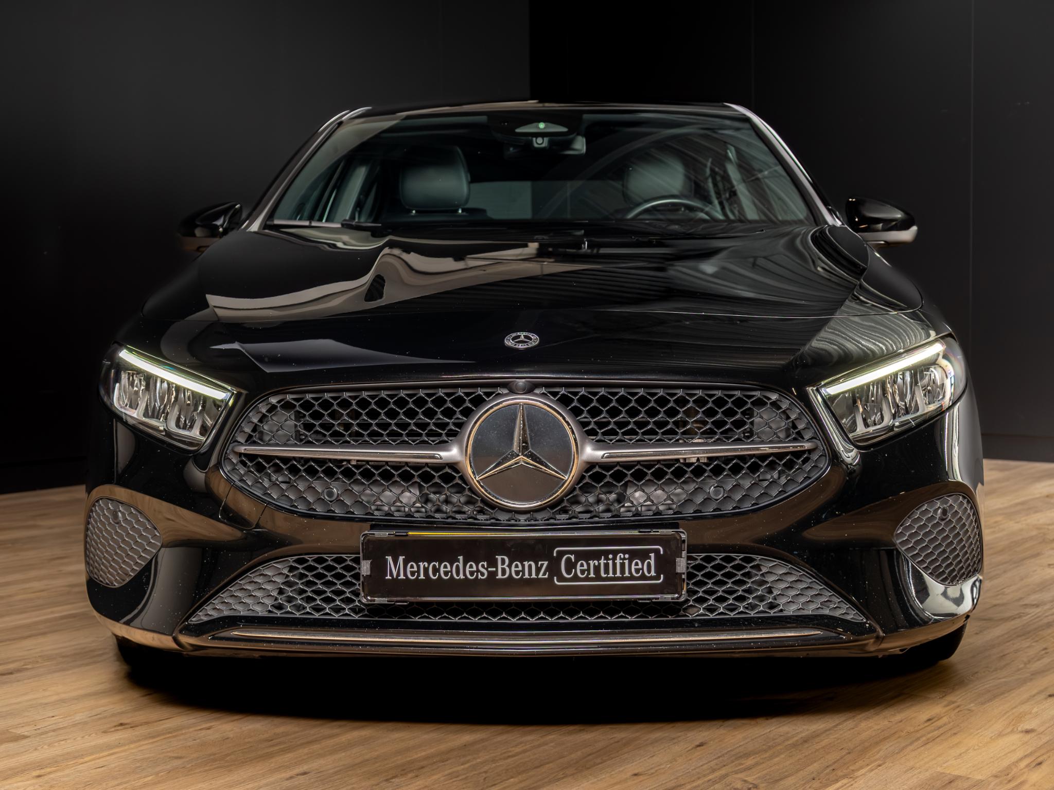 Mercedes-Benz A-Klasse Hatchback 180 Luxury Line - Afbeelding 4