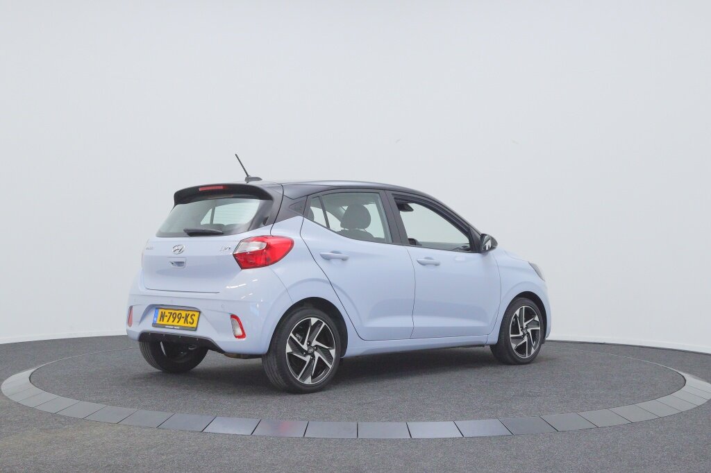 Hyundai i10 1.0 Comfort Smart | Automaat | Navigatie | Trekhaak - Afbeelding 2