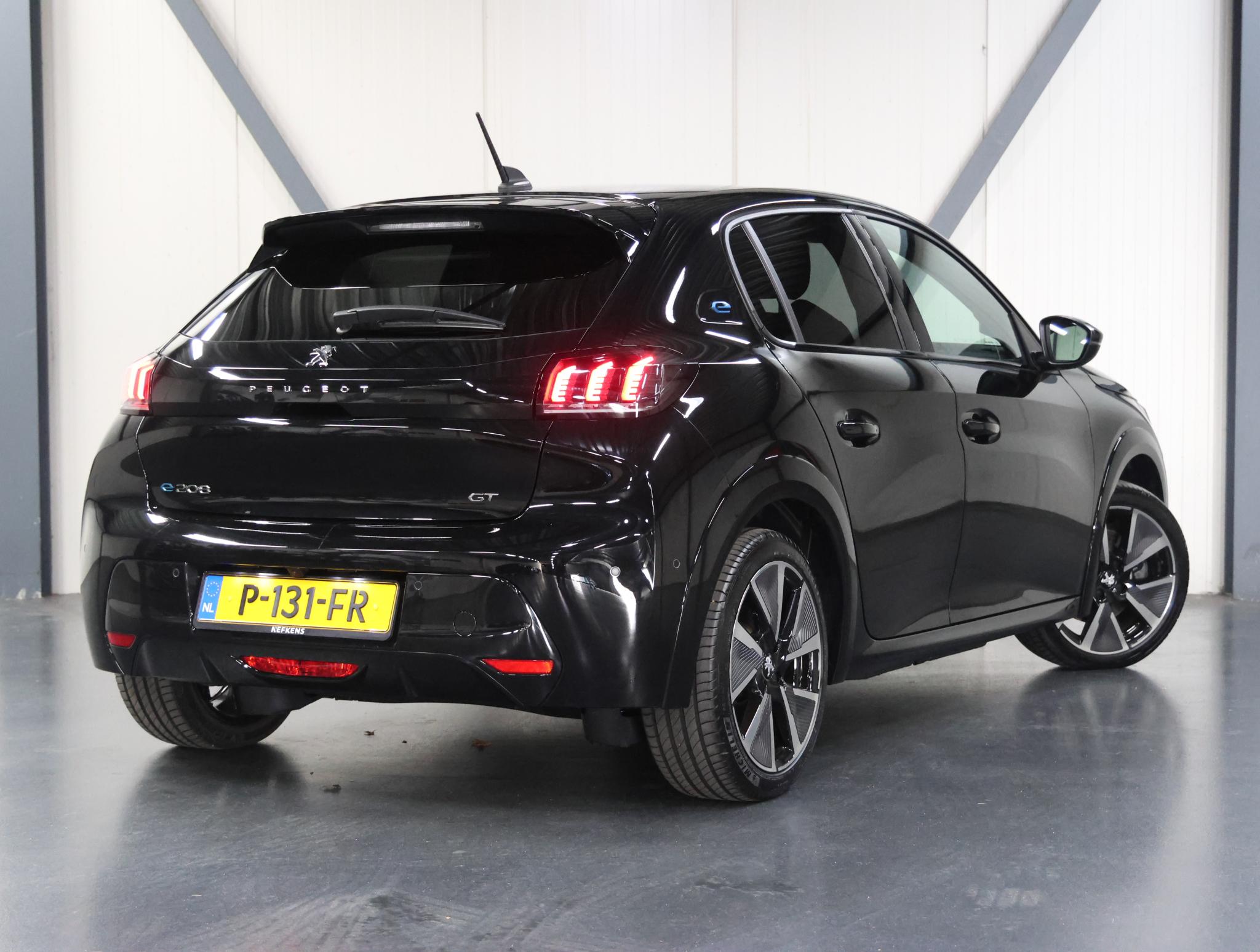 Peugeot e-208 EV GT Pack 50 kWh 136PK - Afbeelding 3