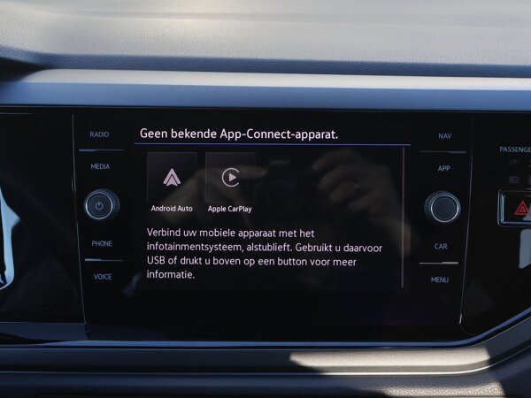 Apple Carplay/Android Auto