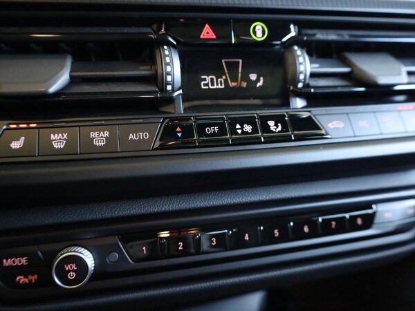 Elektrisch verwarmde voorstoelen Elektrisch verwarmde voorstoelen