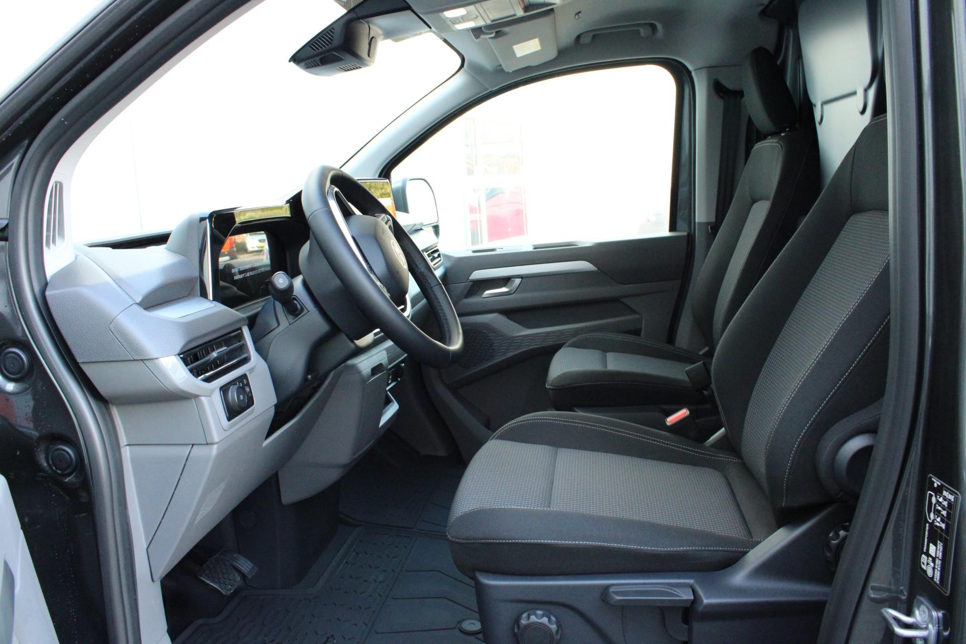 Volkswagen e-Transporter 34 218pk L2H1 Life 64 kWh - Afbeelding 4