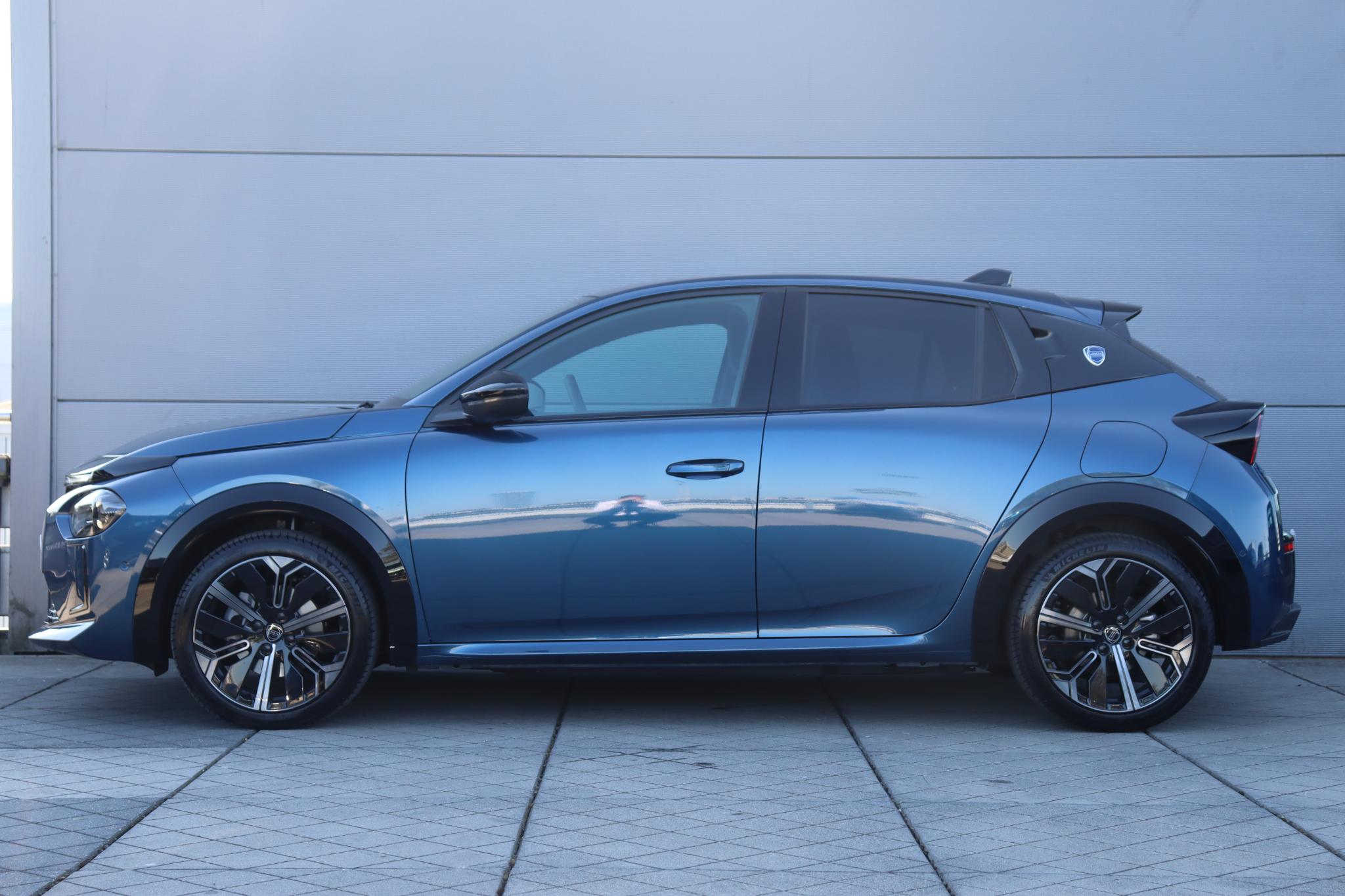 Lancia Ypsilon Edizione Cassina Limitata 51 kWh - Afbeelding 2