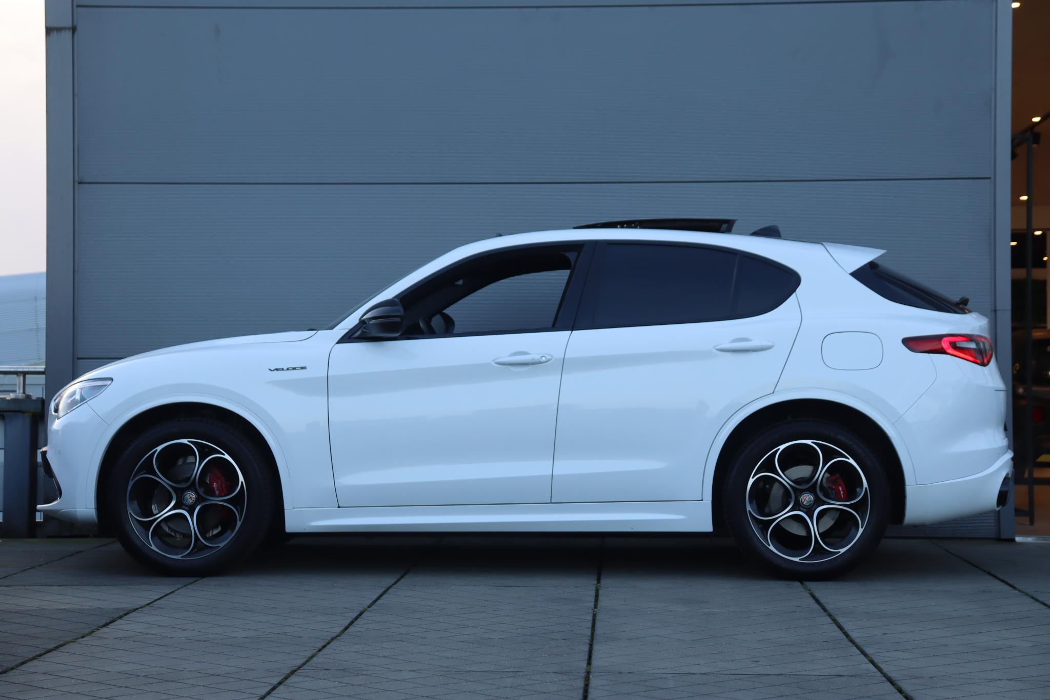 Alfa Romeo Stelvio 2.0T 280pk AWD Veloce - Afbeelding 2