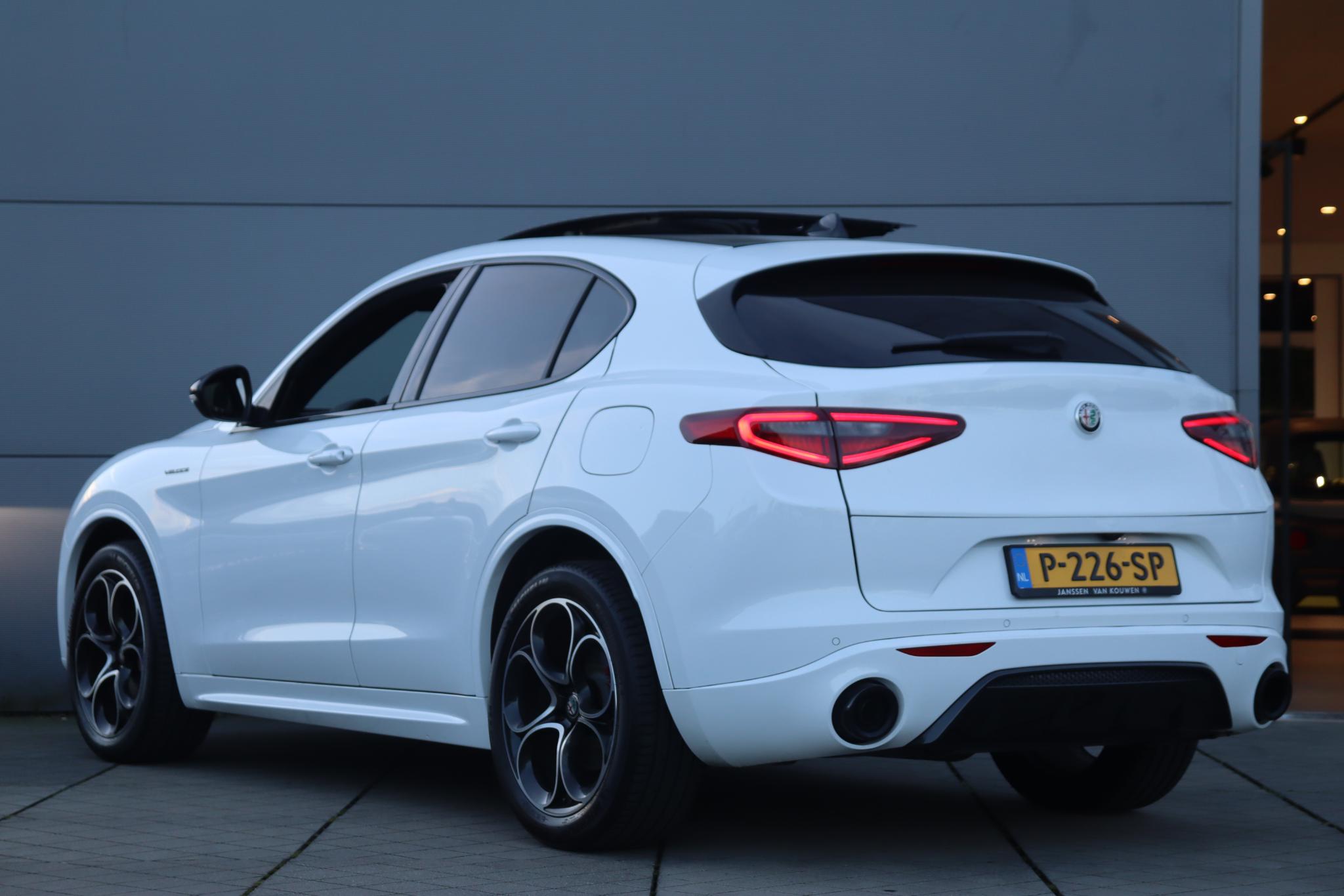 Alfa Romeo Stelvio 2.0T 280pk AWD Veloce - Afbeelding 4
