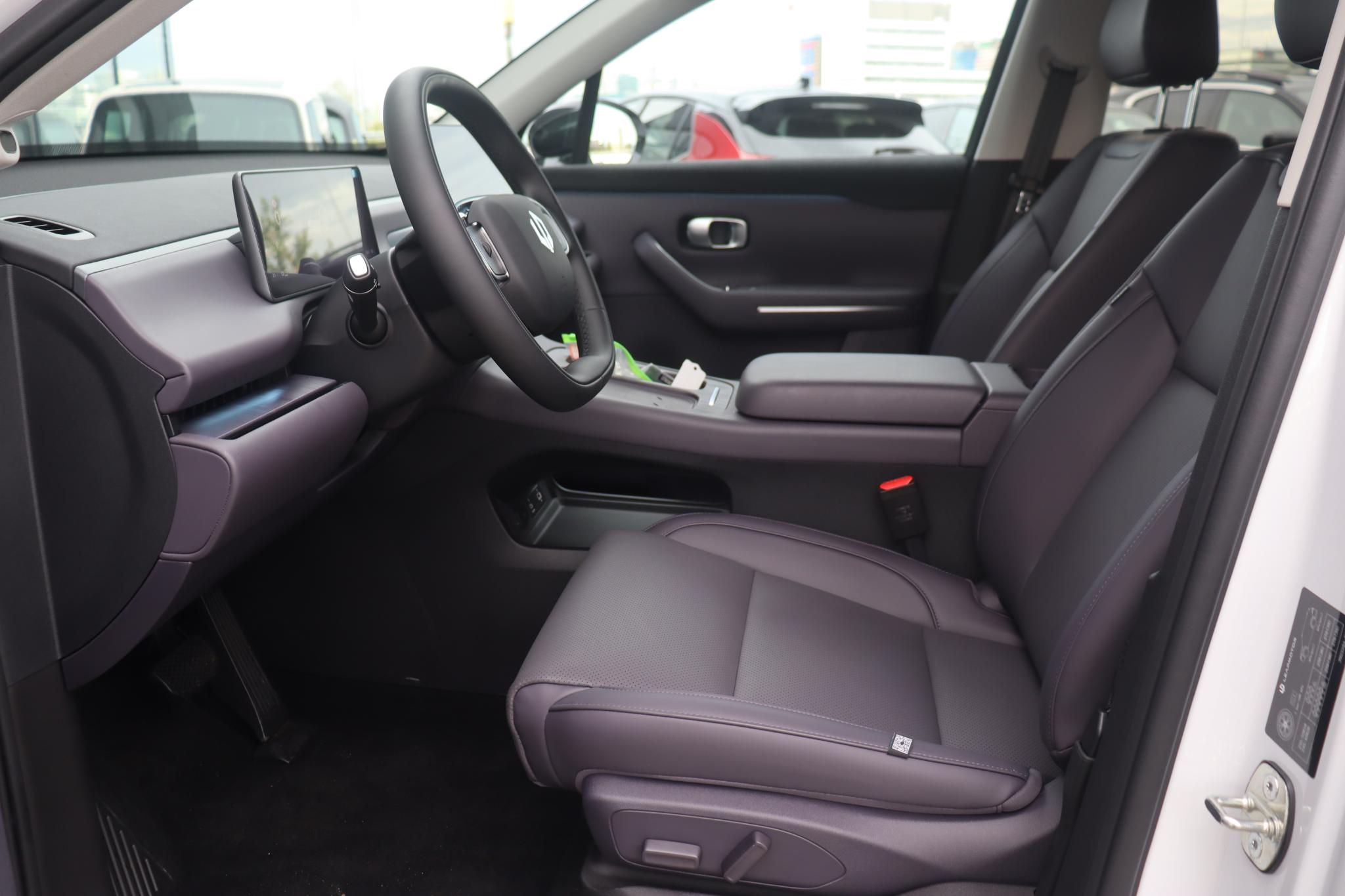 Leapmotor C10 REEV Design 28.4 kWh - Afbeelding 5