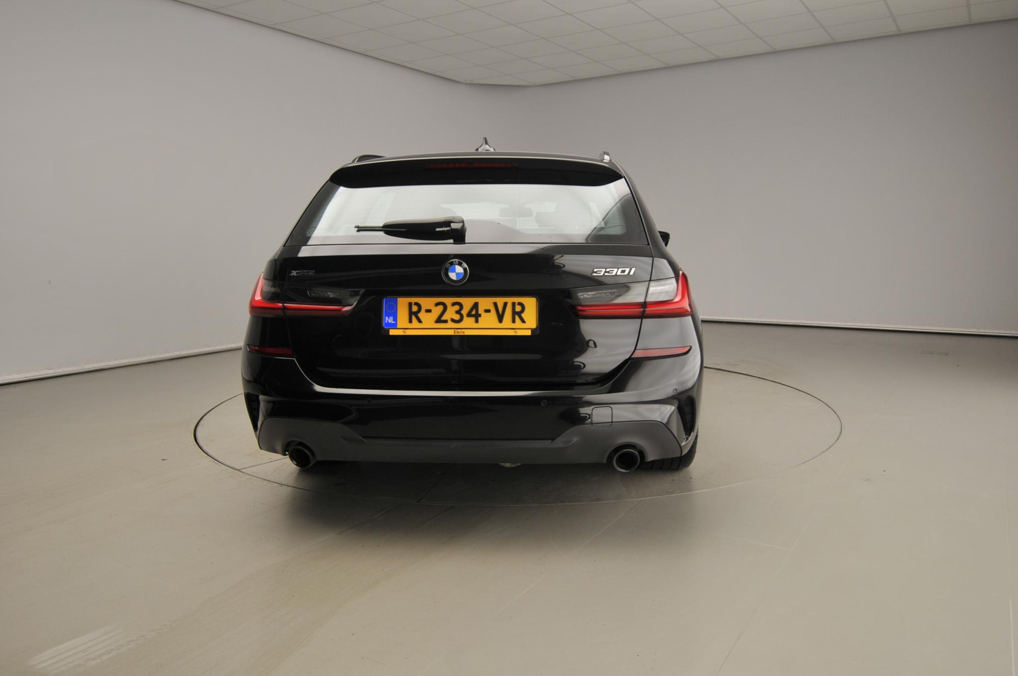 BMW 3 Serie Touring 330i xDrive - Afbeelding 3