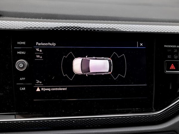 Parkeersensoren voor en achter (Park Distance Control)