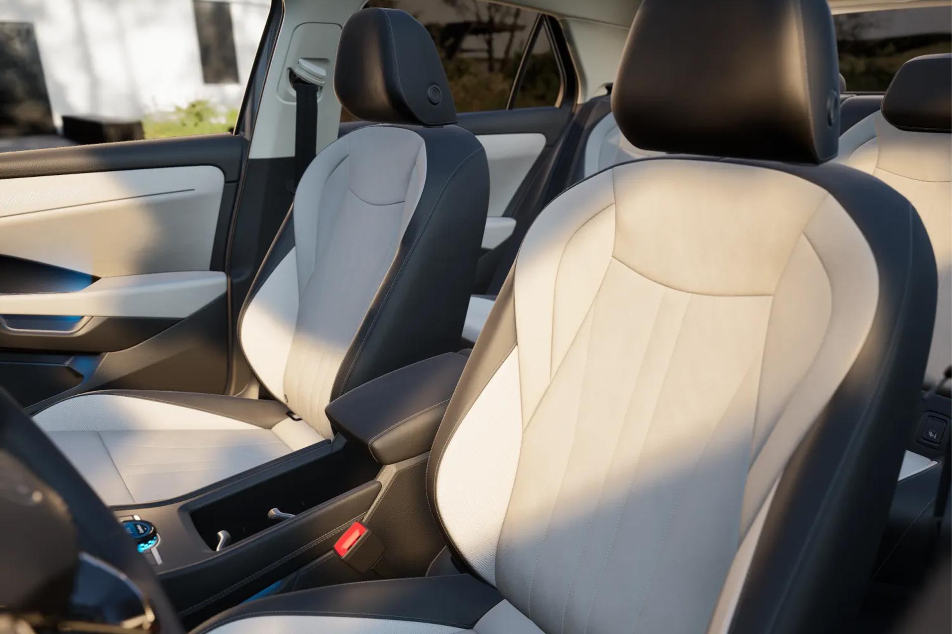 Volkswagen T-Roc 1.5 eTsi 115pk Style First Edition - Afbeelding 4