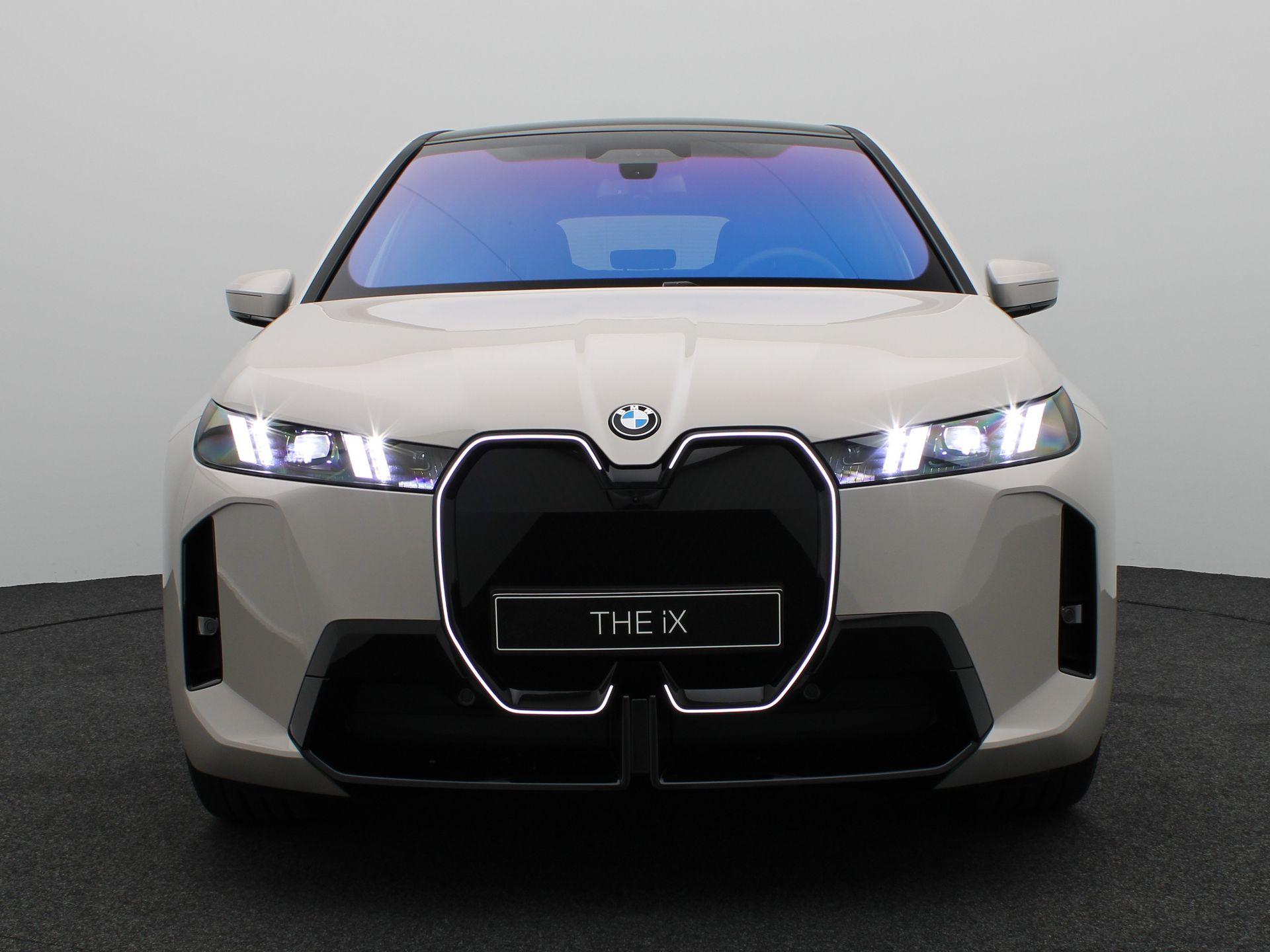 BMW iX xDrive60 - Afbeelding 3