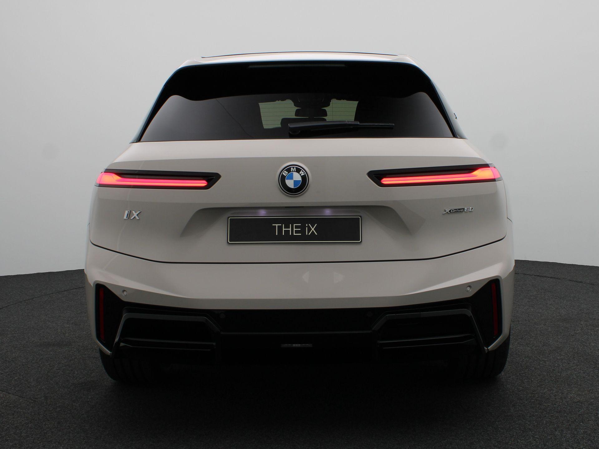 BMW iX xDrive60 - Afbeelding 5