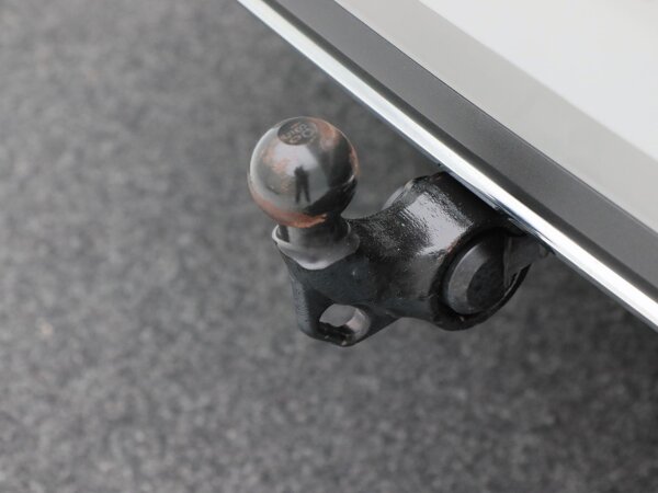 trekhaak uitklapbaar