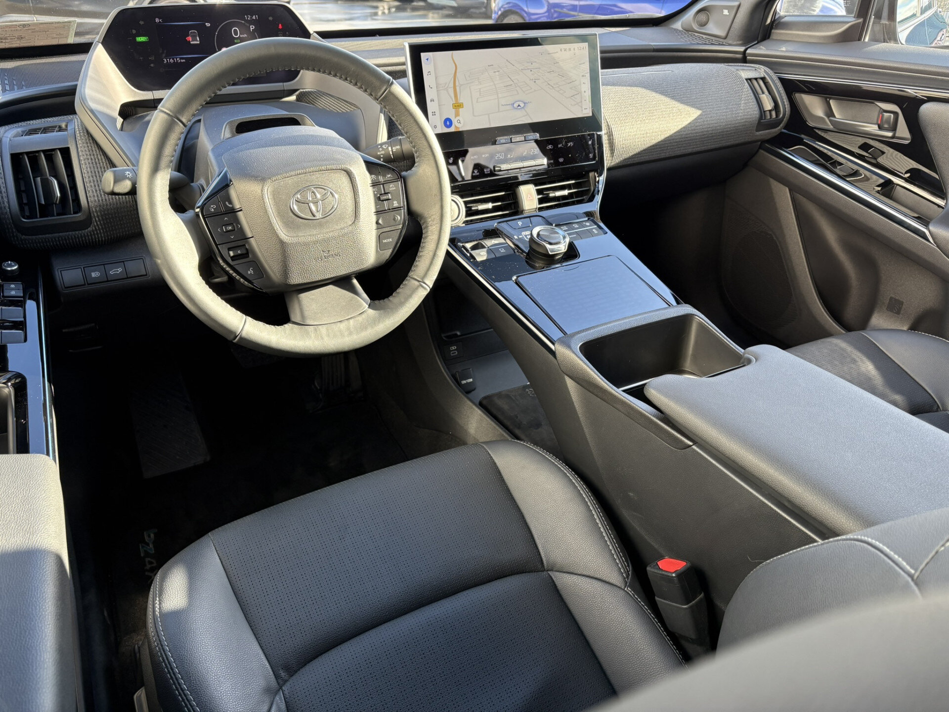 Toyota bZ4X Premium 71 kWh - Afbeelding 2