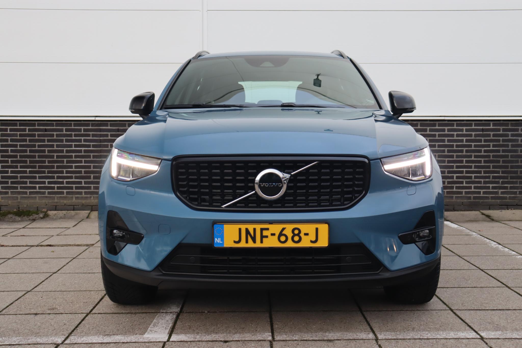 Volvo XC40 1.5 T4 Recharge Plus Dark - Afbeelding 2