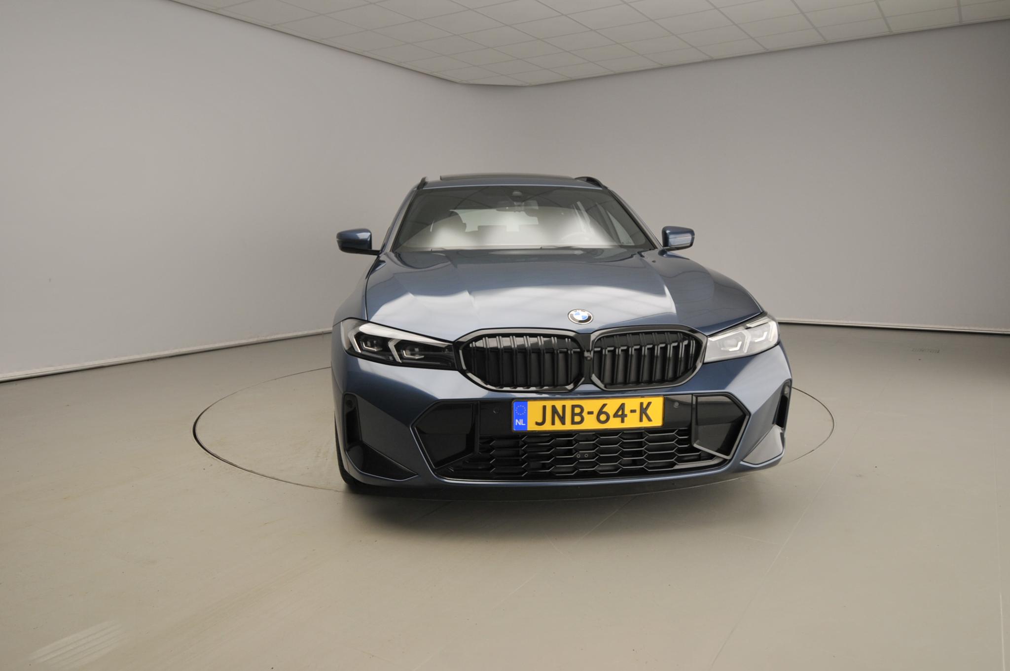 BMW 3 Serie Touring 330d xDrive - Afbeelding 5